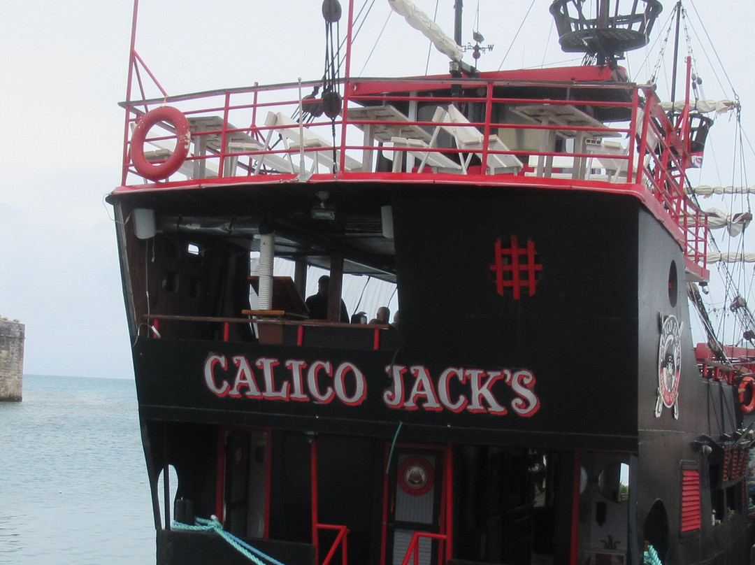 Calico Jack's Floating Bar-Somerset Village必去景点