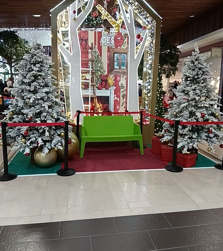 La Galerie - Fontaines des Clairions-欧塞尔必去景点