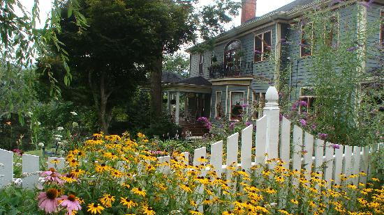 Inn at Iris Meadows主图