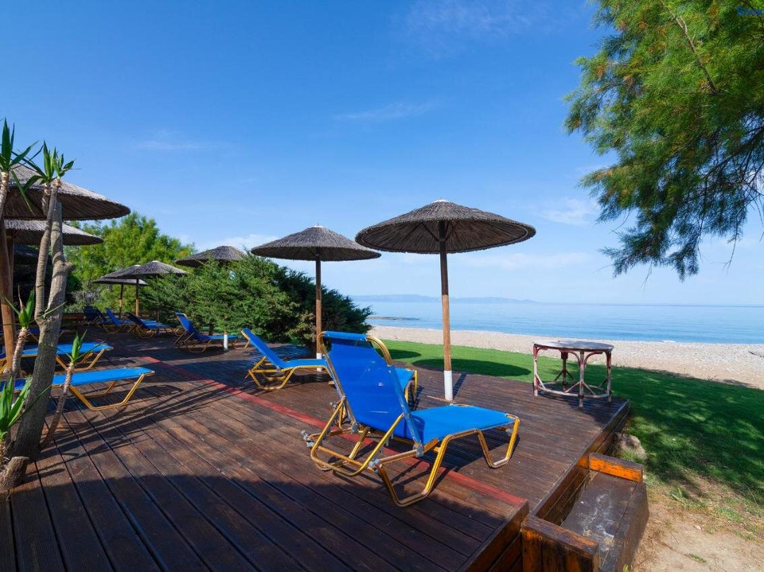 Analipsi Beach Front Villas
