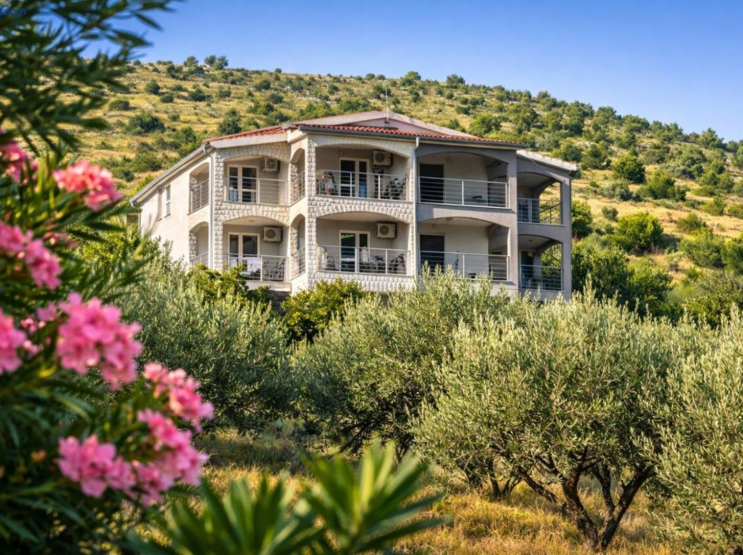 Apartments Mare