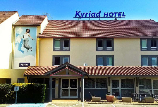 Saint-Bonnet-de-Mure酒店住宿-基里亚德里昂东圣博内姆尔酒店