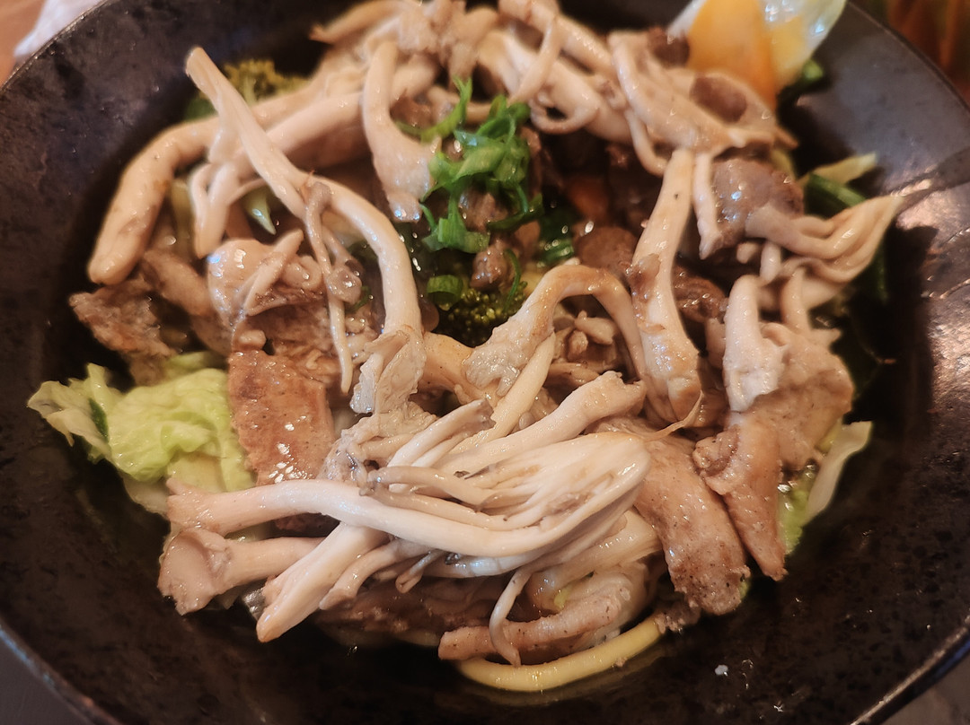 Donburi - Cozinha Nikkei - Guará