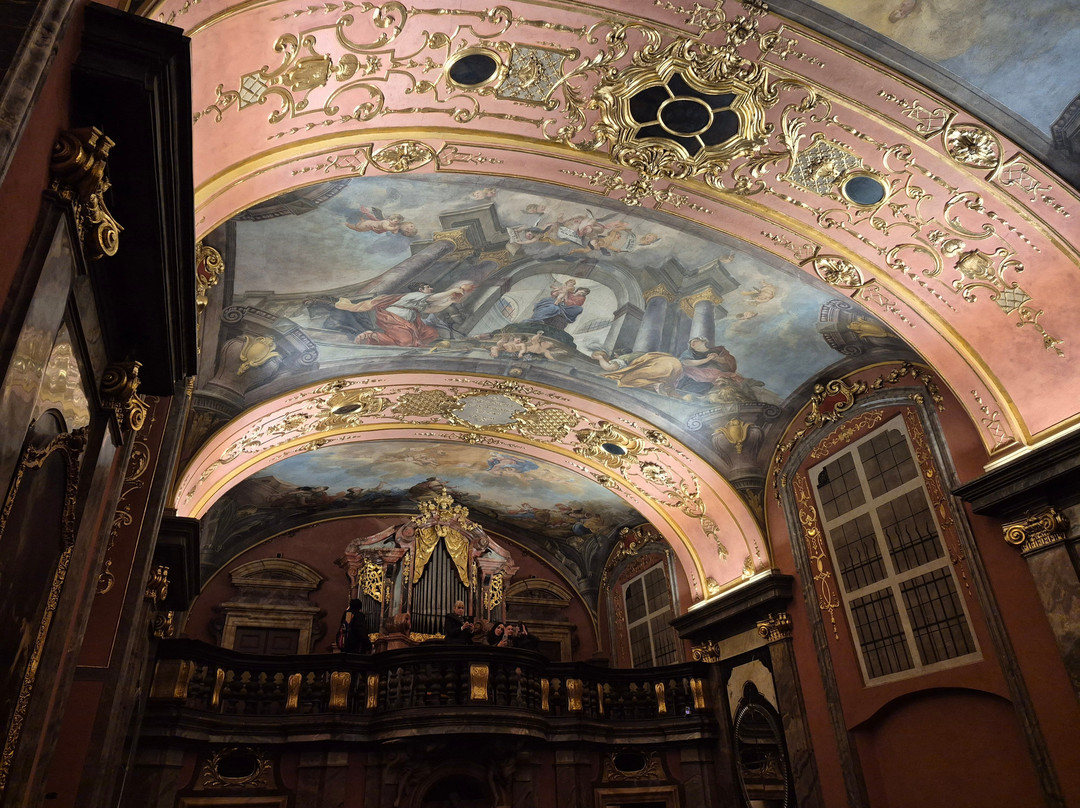 Klementinum Mirror Chapel-布拉格必去景点