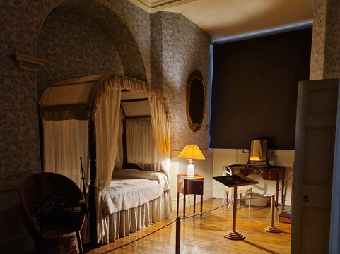 纽塞姆寺庙-利兹必去景点