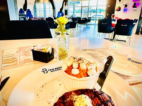 Tom Brown's Restaurant- Huntsville