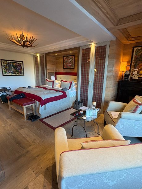 萨赫尔滑雪度假村-官方