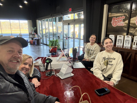 Mountain Cut Distillery-塞维尔维尔必去景点