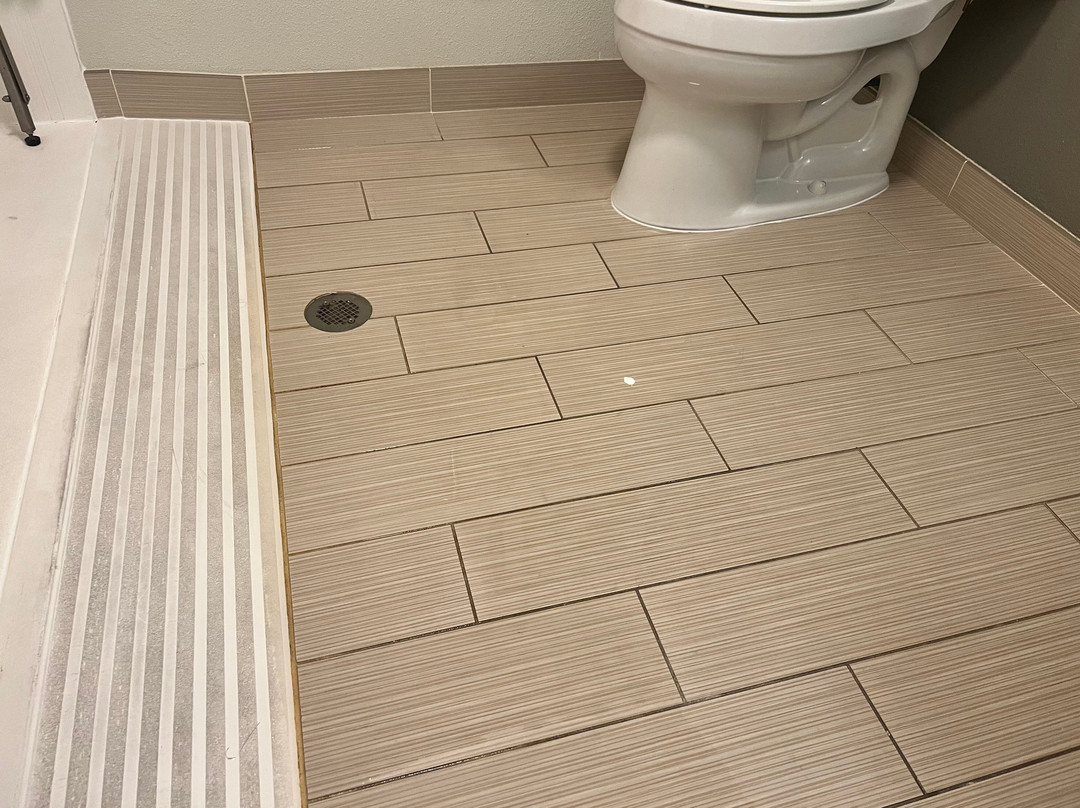 波士顿诺沃德/坎顿万怡酒店主图