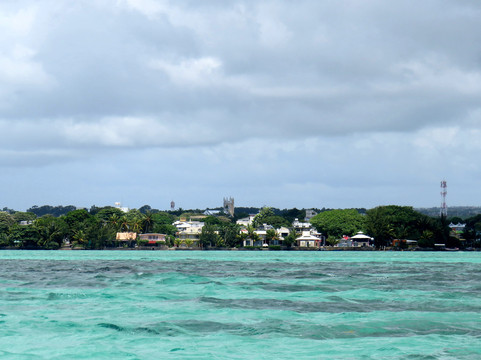 Moris Otreman-路易士港必去景点