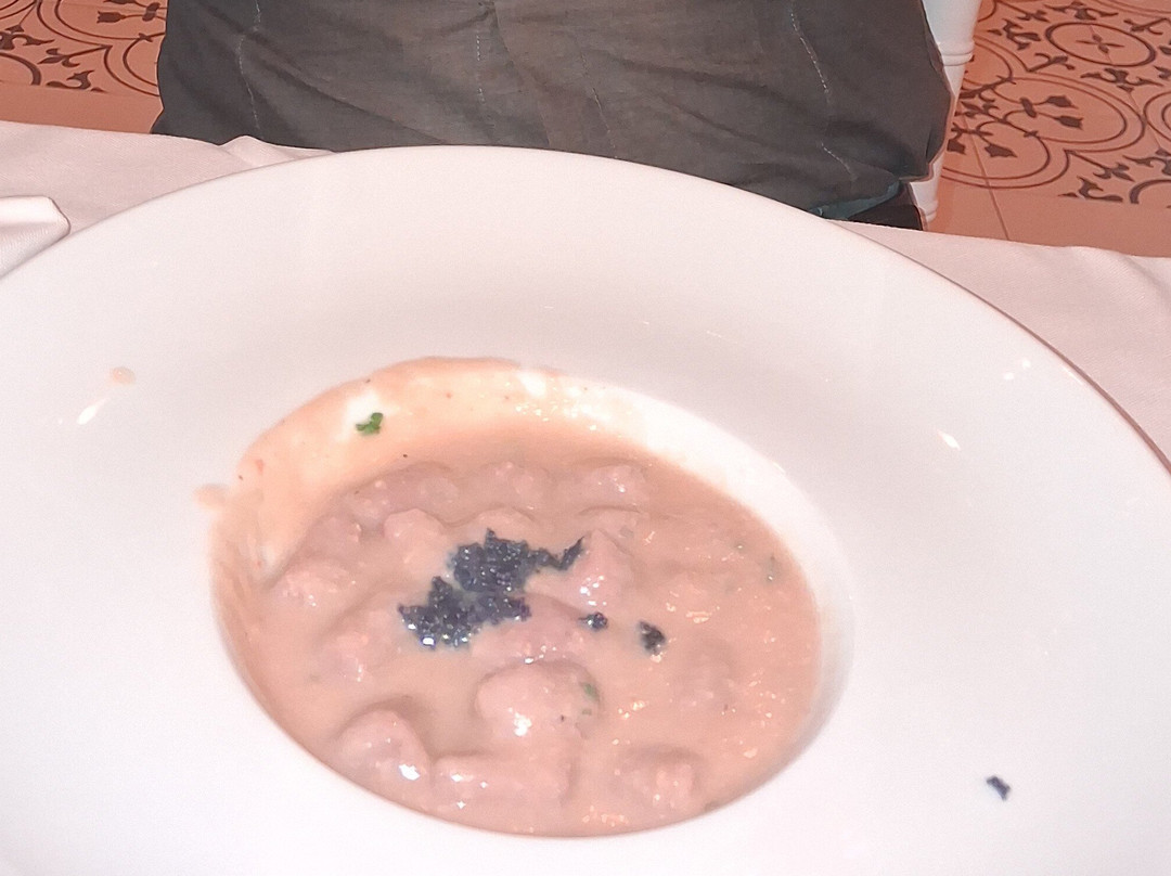 UNA HOTELS 特努塔孔特莎农场和水疗中心 科森扎主图