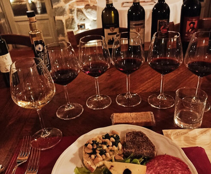 托恰诺韦基奥阿索罗酒店主图