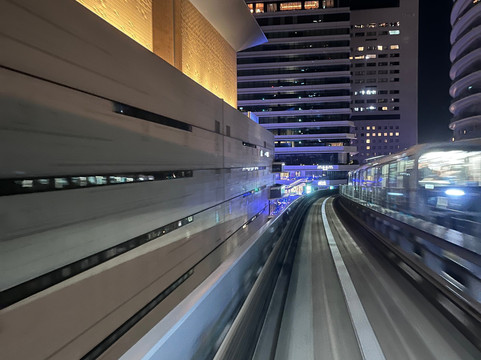 New Transit, Yurikamome-Shimbashi必去景点