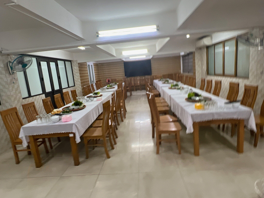 LỢN MẸT TÂY BẮC