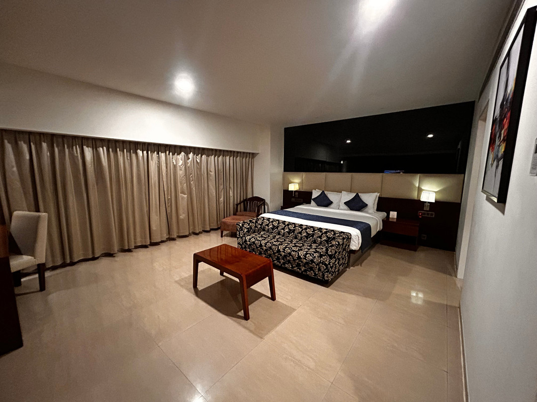 拉维兹卡利卡特酒店主图