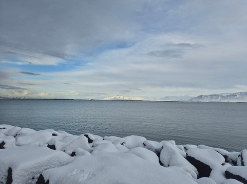 “太阳之舟”雕像-雷克雅未克必去景点