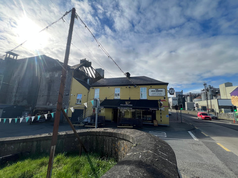 Whites Castle & Crom-a Boo Bridge-Athy必去景点