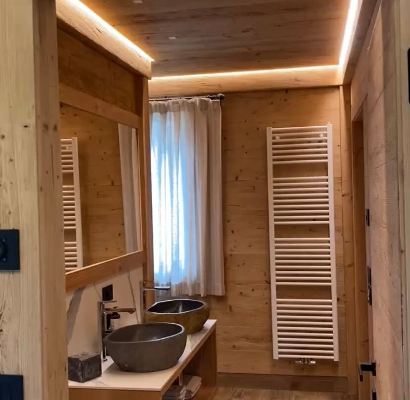 豪斯麦克拉酒店主图