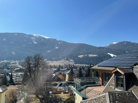 艾格沃特疗养酒店主图