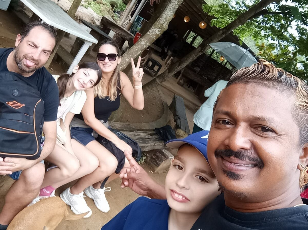 KIYON TRAVELS & TOURS-Gampaha必去景点