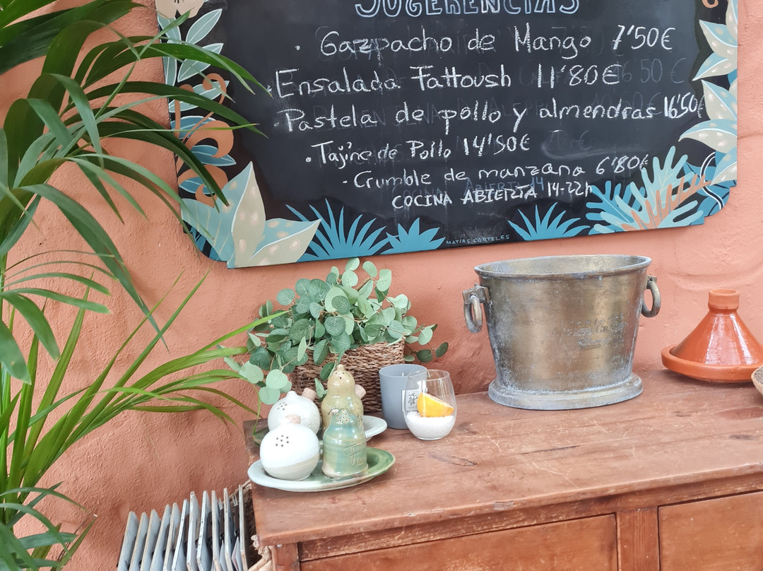 马德雷瑟瓦酒店主图