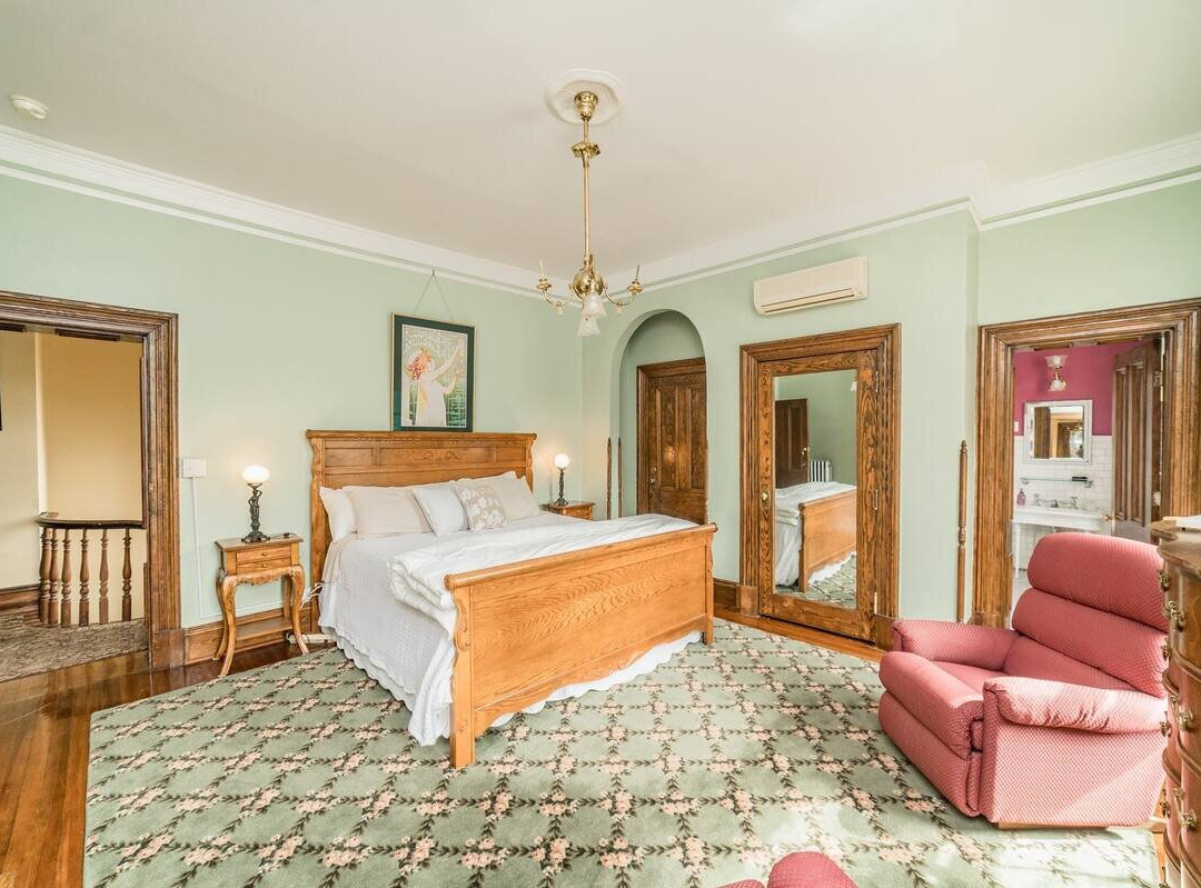 The Carriage House Inn Bed and Breakfast主图