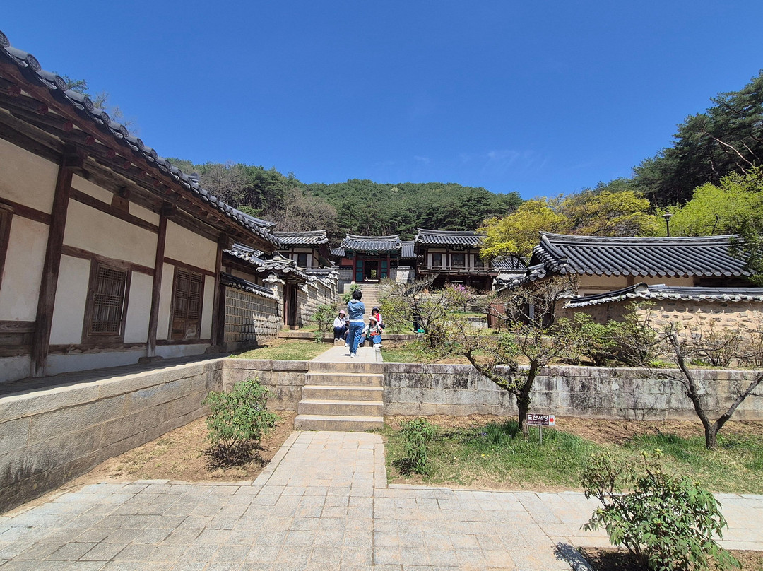 Dosanseowon Confucian School-安东市必去景点