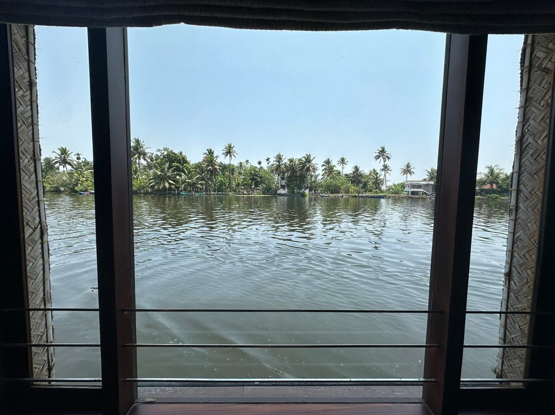 Spice Routes Luxury Cruises-Kainakary必去景点
