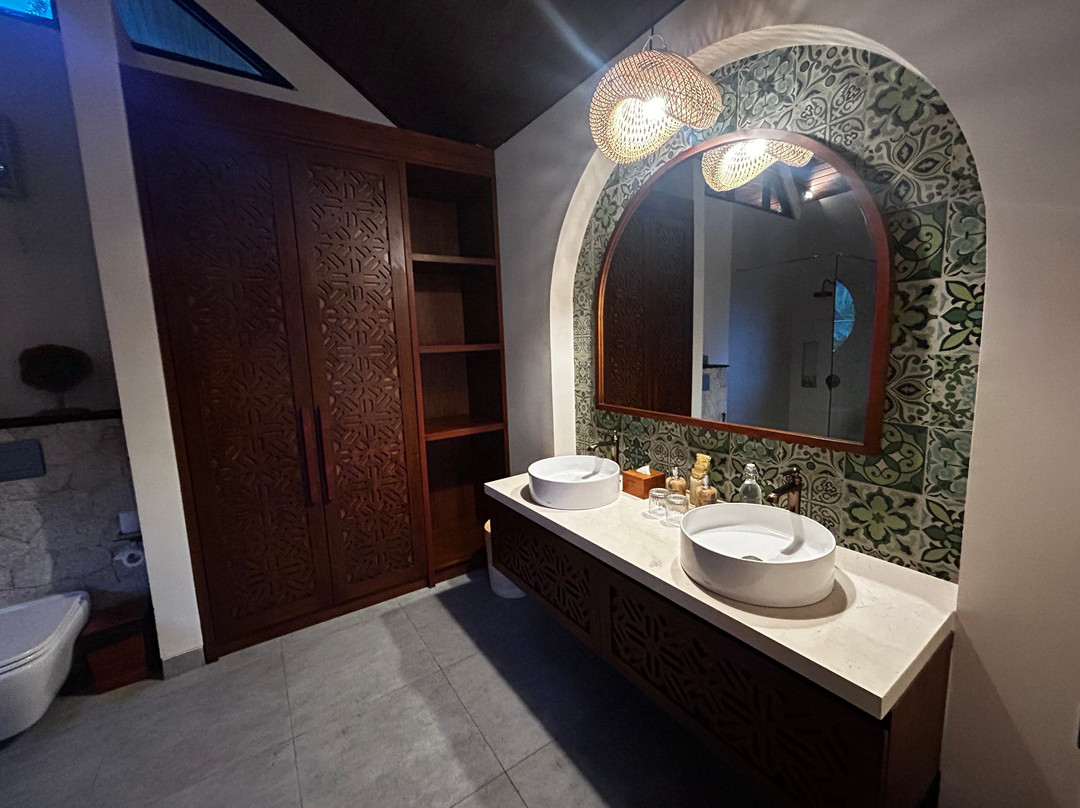 Giri Sea Cliff Penida Resort & Spa