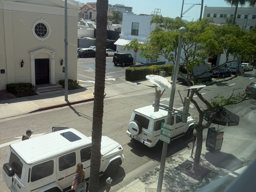 The Crescent Hotel Beverly Hills