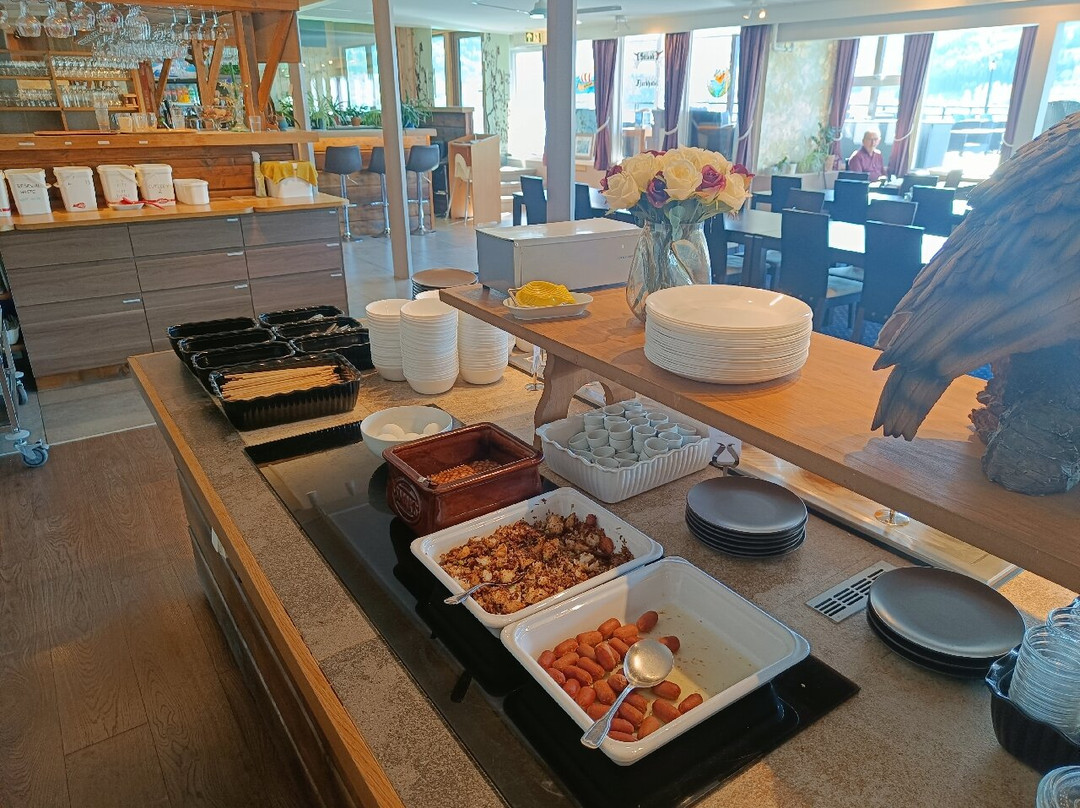 斯特兰德峡湾酒店主图