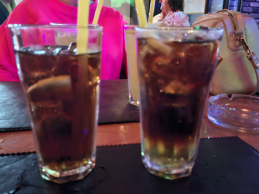Casper Restaurant & Bar