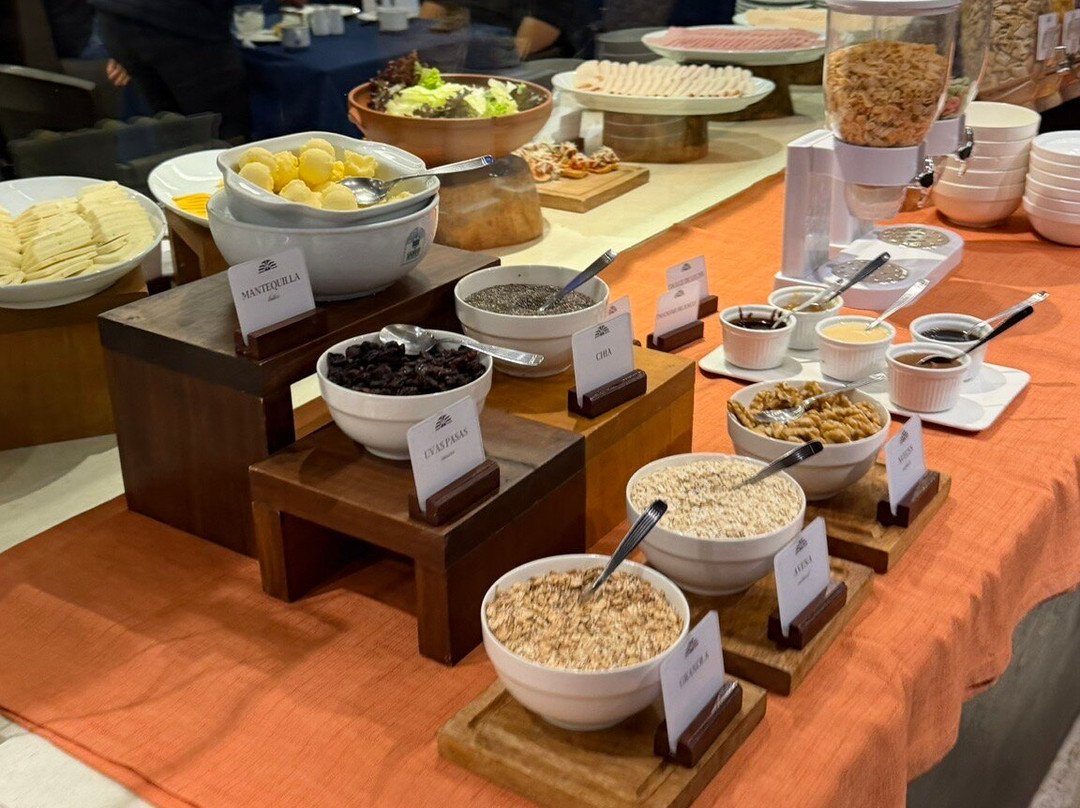 卡米诺里尔酒店主图