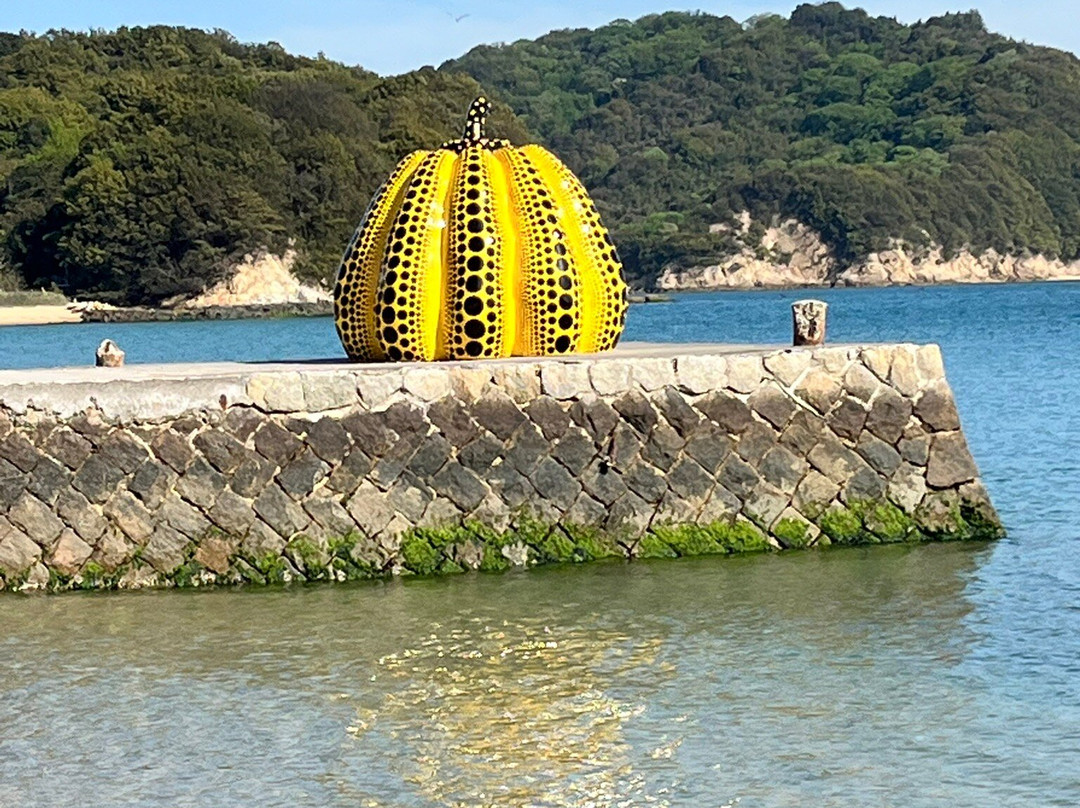 Yellow Pumpkin-直岛町必去景点