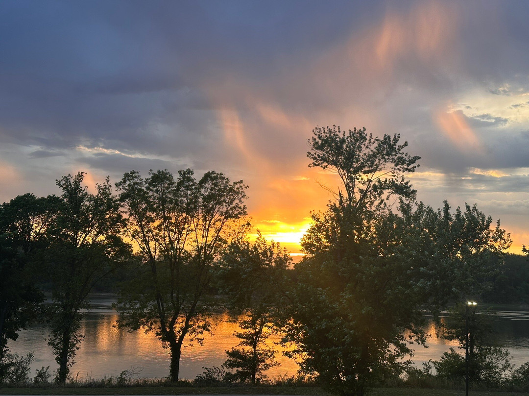 Riverfront Rv Resort