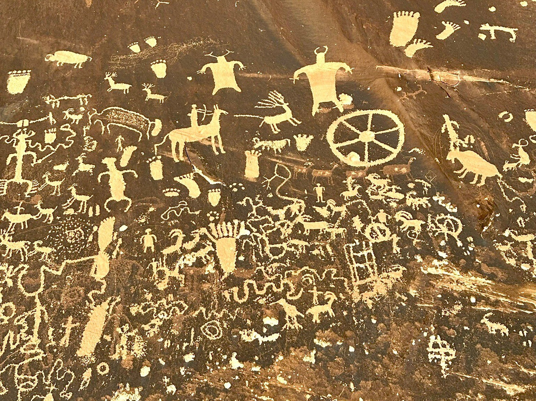 Newspaper Rock Recreation Site-Monticello必去景点