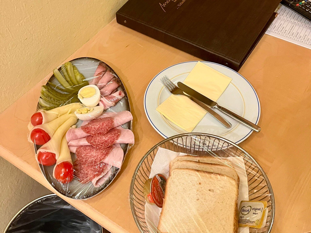 吉尔奇乐温暖酒店主图