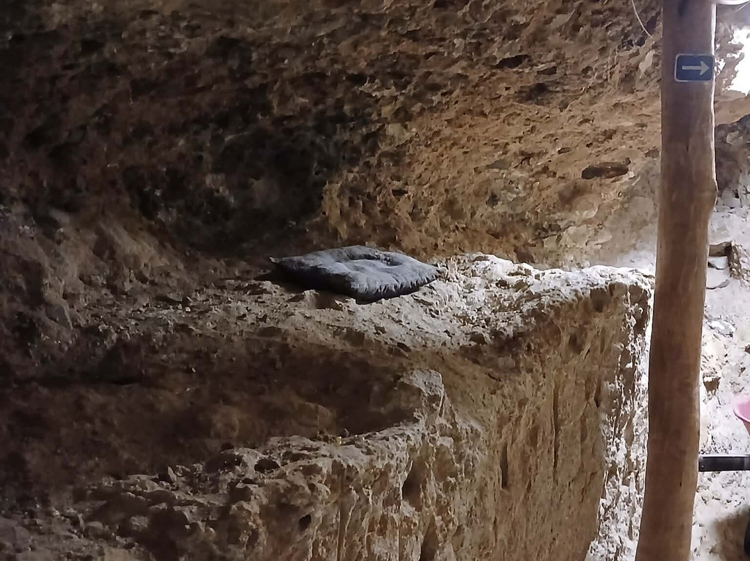 Bobby Dazzler Sapphire Mine Tours-Rubyvale必去景点