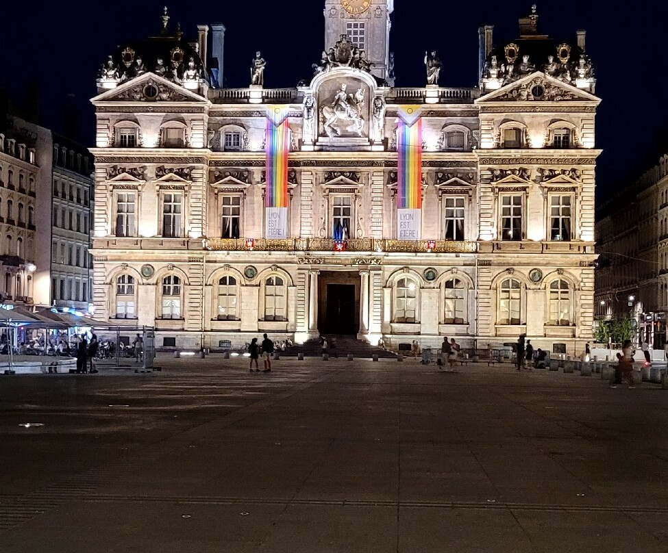 Place des Terreaux-里昂必去景点