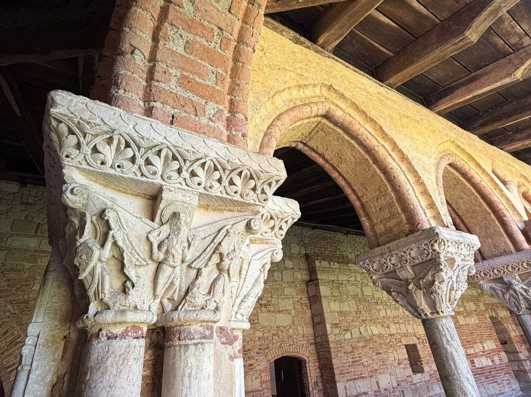 Abbaye Saint Pierre-Moissac必去景点