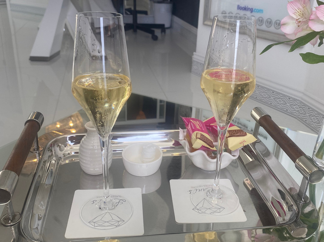 拉尼德豪华酒店 - 限成人主图