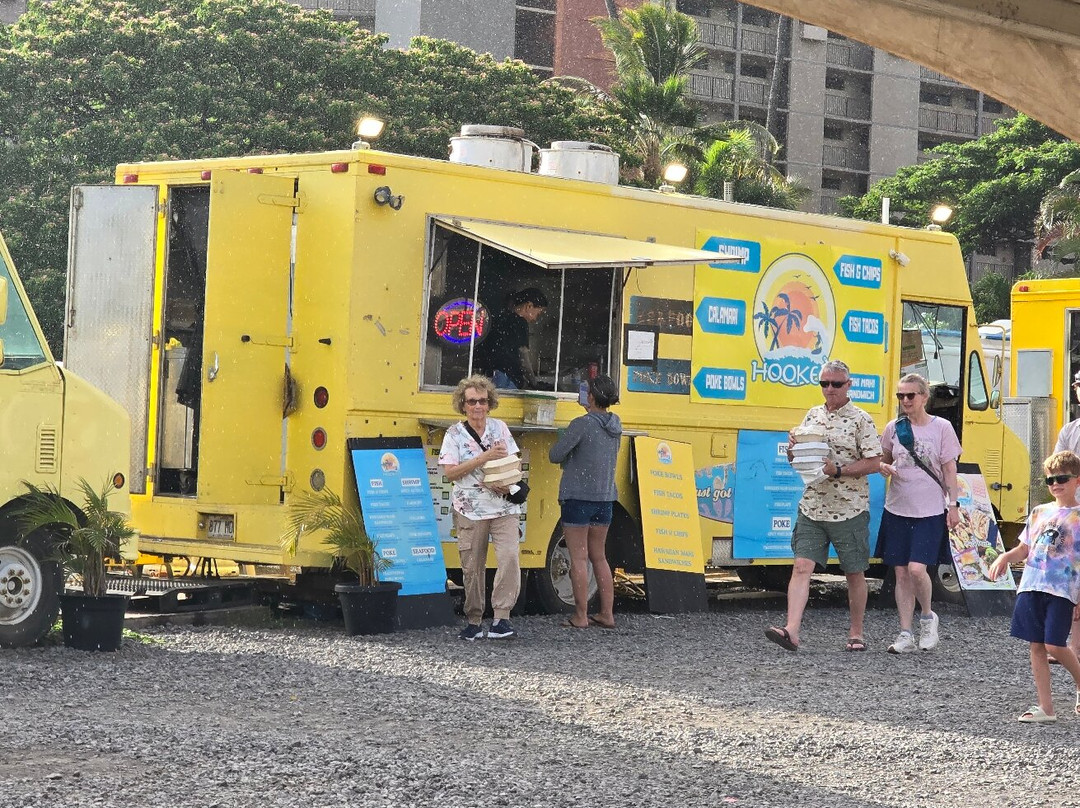 Honoapiilani Food Truck Park