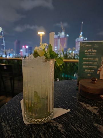 西贡拉希斯塔尊贵酒店-旅行者