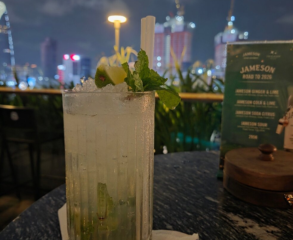西贡拉希斯塔尊贵酒店主图