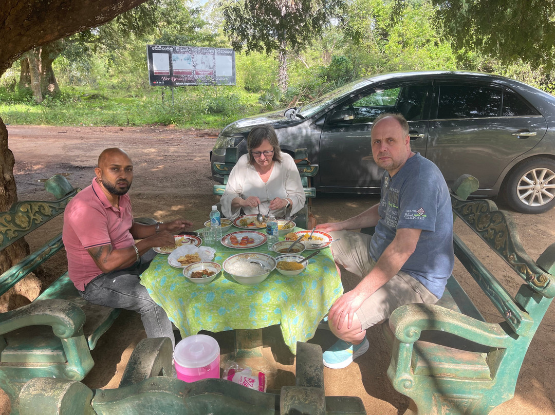 Alysia Travels Lanka