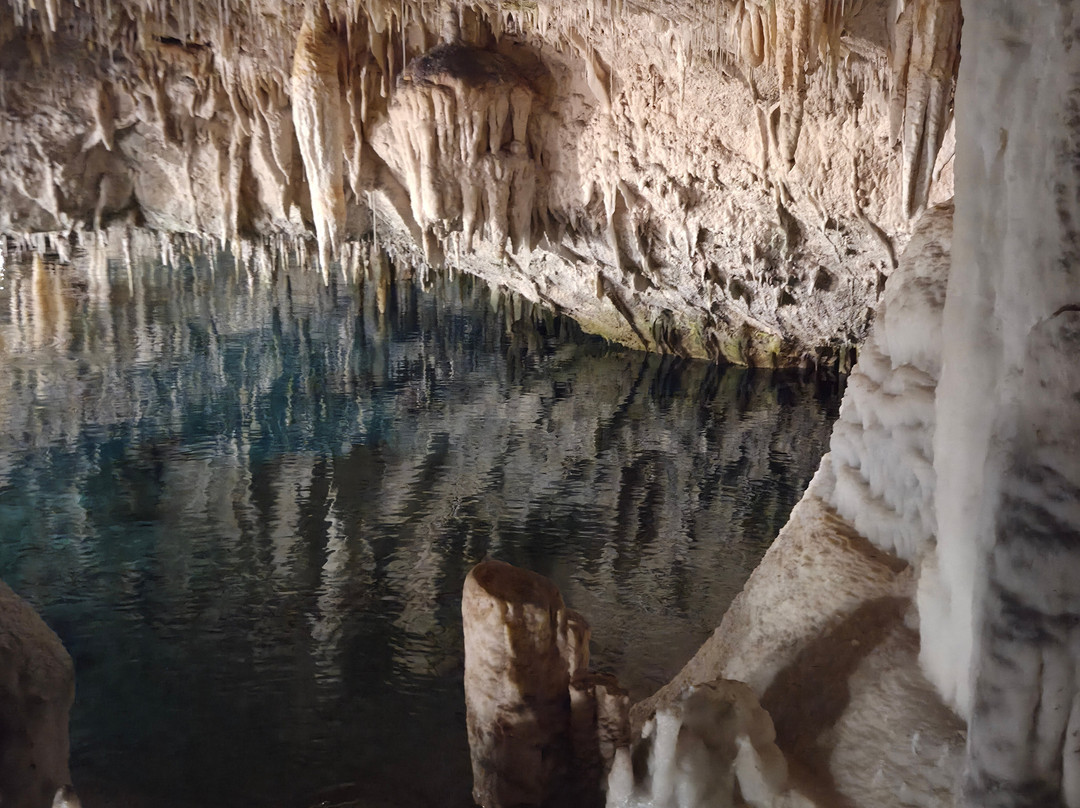 Crystal & Fantasy Caves-Hamilton Parish必去景点