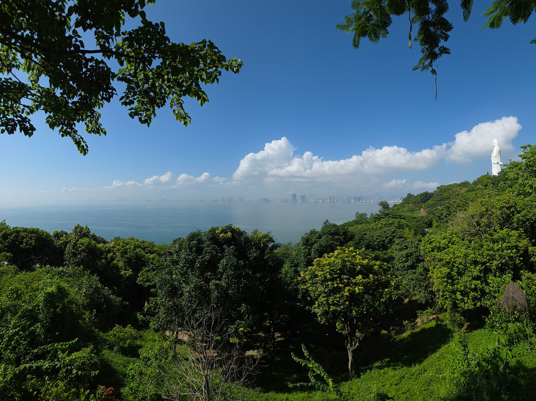 岘港观音像-岘港必去景点