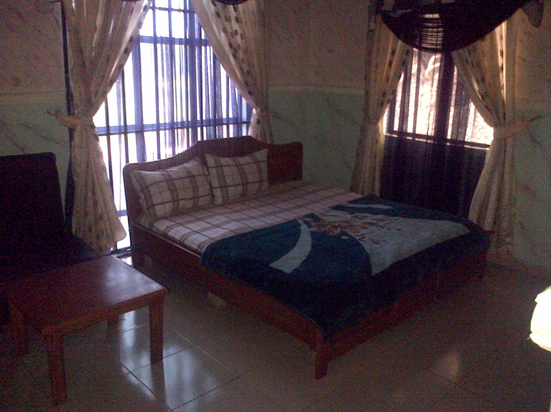 Barry White Hotel