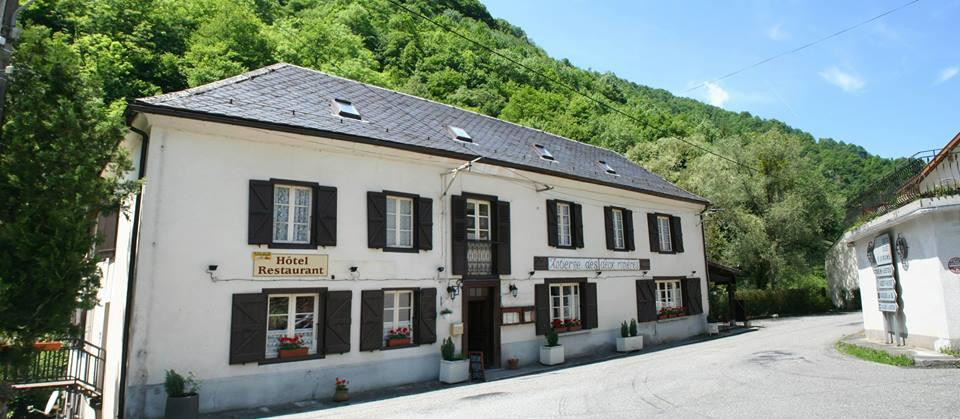 Guzet Neige酒店住宿-Auberge des Deux Rivieres