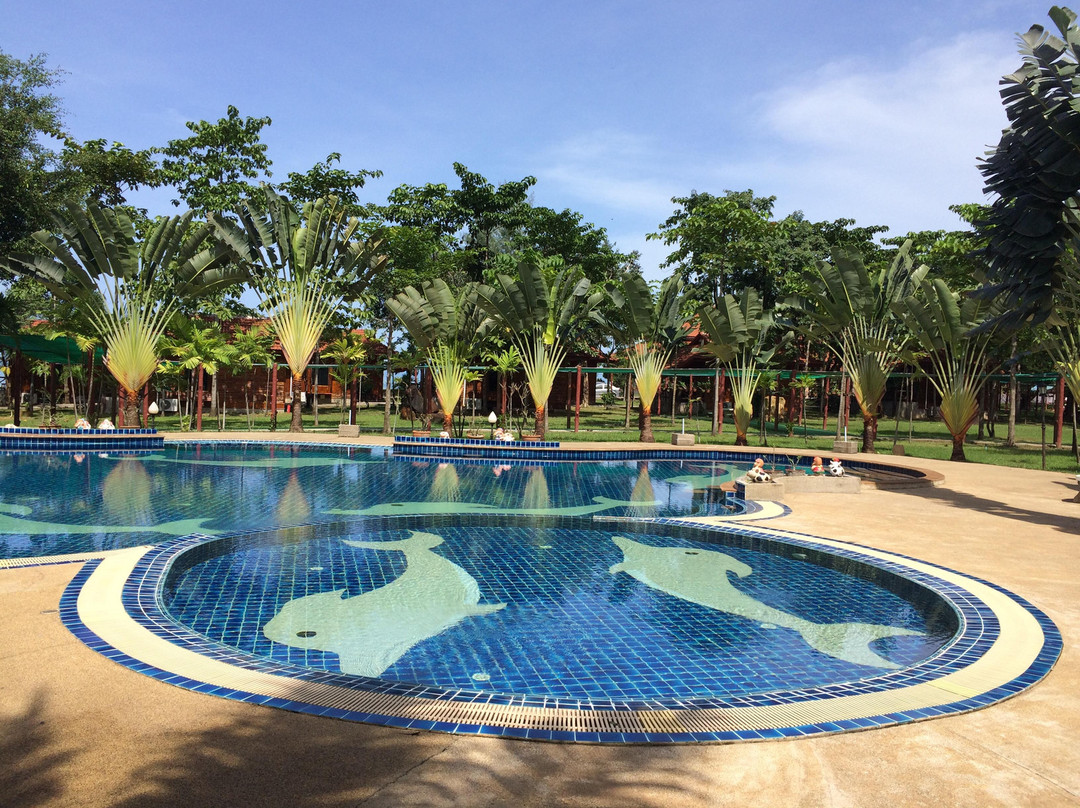 金崖海滩度假村